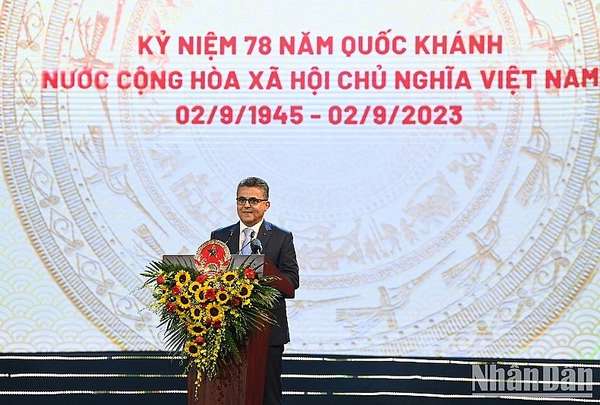 Ông Saadi Salama, Đại sứ Palestine tại Việt Nam, Trưởng đoàn Ngoại giao, phát biểu tại lễ kỷ niệm. (Ảnh: DUY LINH)