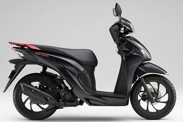 Mẫu xe máy sinh đôi với Honda Vision ra mắt phiên bản mới với giá 