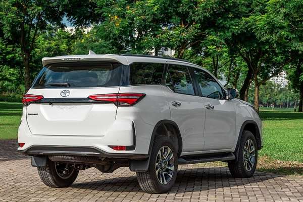 Toyota Fortuner 2023: Xây chắc chỗ đứng trong lòng người tiêu dùng Việt