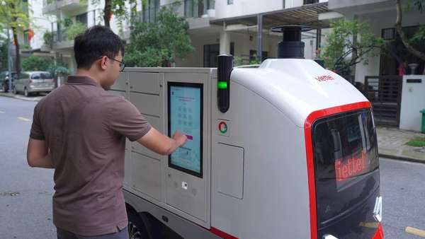robot giao hàng VTP