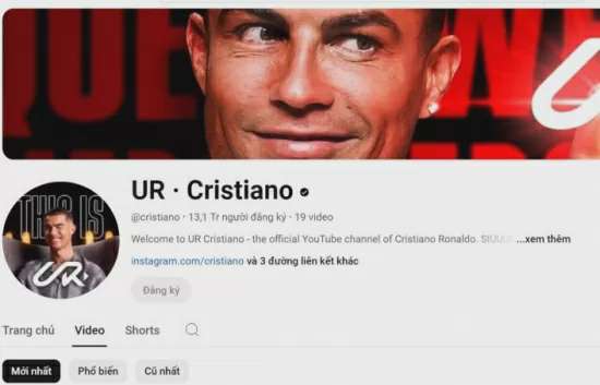 Với việc đạt nút kim cương Youtube, Ronaldo đã phá những kỉ lục nào?