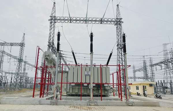 Đóng điện Trạm biến áp 220kV trong TBA 500kV Phố Nối