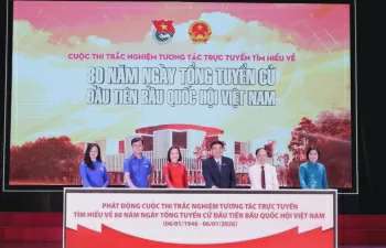 Thanh niên sôi nổi tham gia cuộc thi tìm hiểu Quốc hội trên nền tảng số