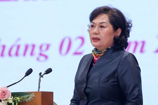 Thống đốc NHNN Nguyễn Thị Hồng phái biểu tại hội nghị sáng nay. (Ảnh: VGP).