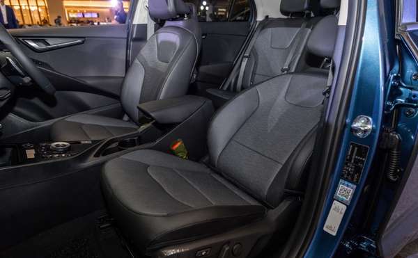 Kia Niro EV 2023 chào sân với những công nghệ hiện đại bậc nhất