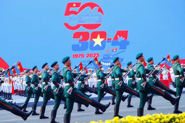 Kỷ niệm trọng thể 50 năm Giải phóng miền Nam, thống nhất đất nước- Ảnh 13. Kỷ niệm trọng thể 50 năm Giải phóng miền Nam, thống nhất đất nước- Ảnh 13.