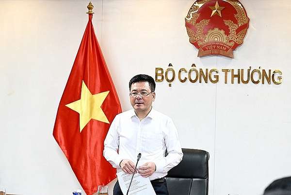 Bộ trưởng Bộ Công Thương, Phó Trưởng ban Thường trực Ban Chỉ đạo phát triển điện lực Quốc gia Nguyễn Hồng Diên