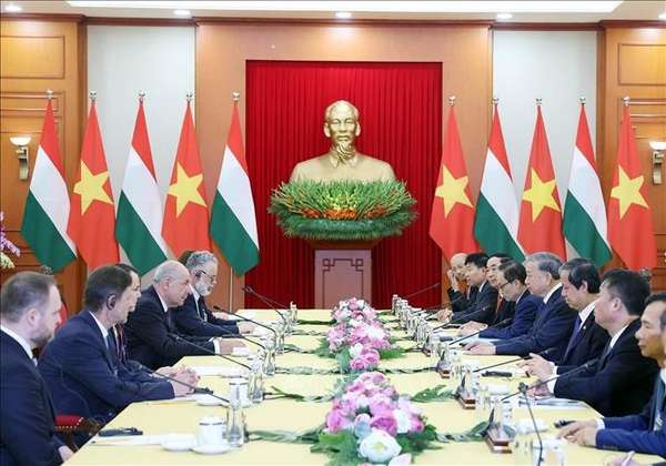 Việt Nam sẵn sàng là cầu nối giữa Hungary với khu vực Đông Nam Á- Ảnh 2. Việt Nam sẵn sàng là cầu nối giữa Hungary với khu vực Đông Nam Á- Ảnh 2.
