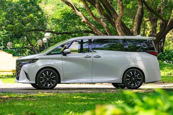 Toyota Alphard 2024 được nhận cọc tại Việt Nam, giá dự kiến hơn 4 tỷ đồng