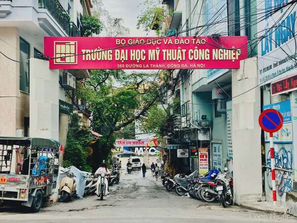 Trường Đại học Mỹ thuật Công nghiệp thông tin vụ hồ sơ đấu thầu giả là...bảo đảm tính hợp lệ