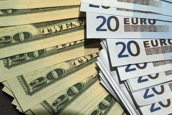 Tỷ giá Euro hôm nay 30/12/2023: Đồng Euro lao dốc, chợ đen giảm 121,38 VND/EUR chiều bán