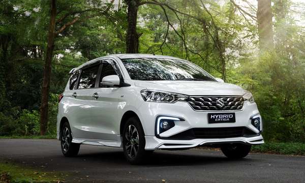 Giá Suzuki Ertiga hybrid giảm mạnh, hứa hẹn không còn 