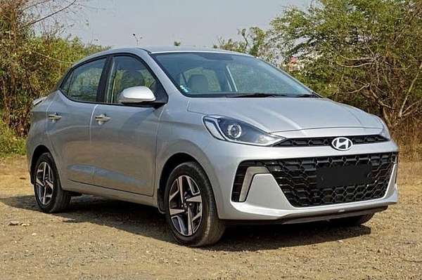 Hyundai Grand i10 2025 ra mắt: Giá chỉ 204 triệu, có đáng mua hơn Kia Morning?