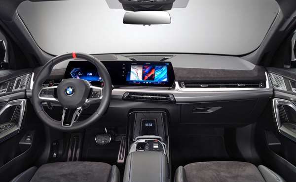 BMW X2 2024: Người anh em thú vị hơn X1