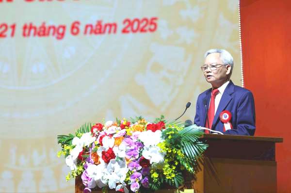 tương lai báo chí