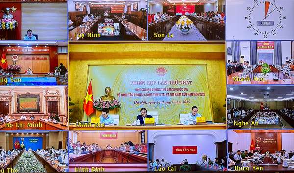 Thủ tướng: Tạo đột phá về năng lực phòng chống thiên tai, lập phương án sơ tán đến từng hộ dân- Ảnh 12. Thủ tướng: Tạo đột phá về năng lực phòng chống thiên tai, lập phương án sơ tán đến từng hộ dân- Ảnh 12.
