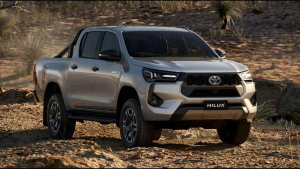 Toyota Hilux 2024 trình làng với thiết kế cải tiến, động cơ hybrid, chờ ngày về Việt Nam