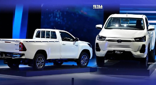 “Vua bán tải” Toyota Hilux ra mắt bản thuần điện, ngày về Việt Nam không còn xa