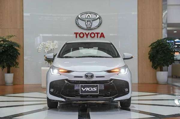 Bảng giá xe Toyota Vios tháng 9/2023: Xe quốc dân có giá bình dân