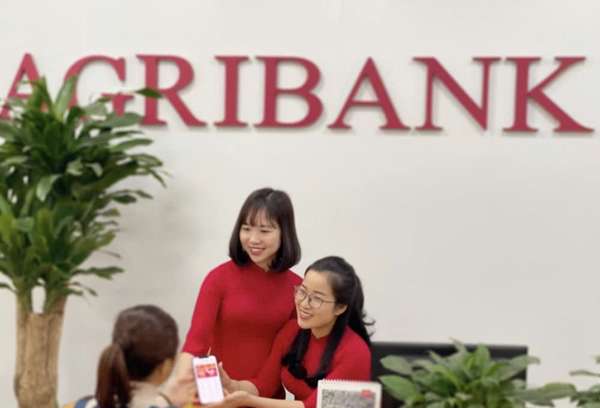 Lãi suất ngân hàng Agribank mới nhất cuối tháng 11: Gửi 400 triệu đồng lãi bao nhiêu?