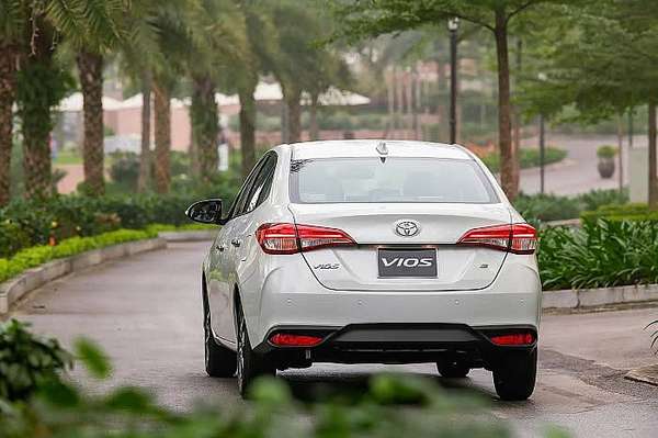 Mẫu ô tô giá chỉ từ 500 triệu, thiết kế hiện đại, trang bị khiến Honda City 