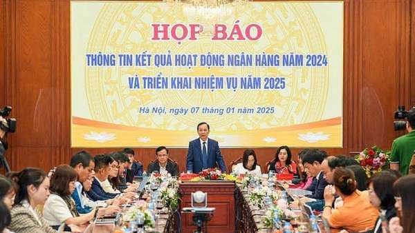 Phó Thống đốc Đào Minh Tú nêu định hướng tín dụng và chính sách lãi suất năm 2025