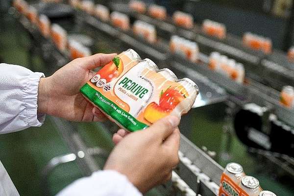 Vinamilk: Xuất khẩu tăng ấn tượng gần 40%, trợ lực nào cho nửa cuối năm?