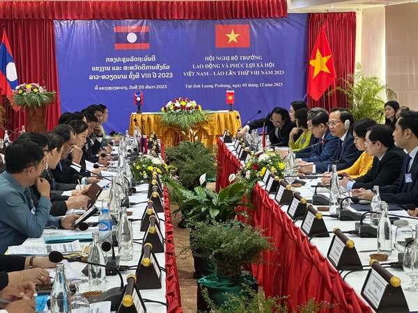 Hợp tác, chia sẻ nhiều lĩnh vực giữa hai nước Việt - Lào