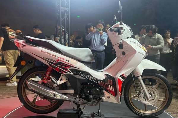 xe xăng Honda 1