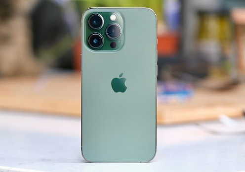 iPhone 13 Pro rẻ như xả kho, tính năng xịn như iPhone 15 Pro Max khiến người 