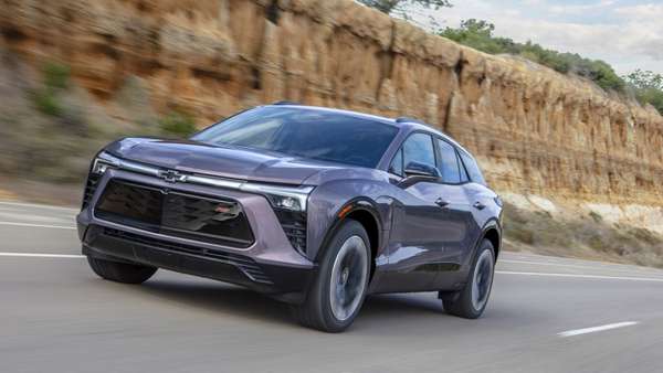 Chevrolet Blazer EV RS 2024: Có nên xuống tiền với mức giá khởi điểm 1,5 tỷ đồng?