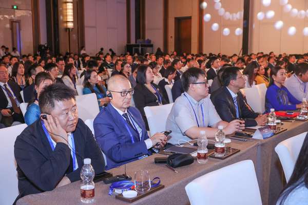 Thủ tướng: Cộng đồng doanh nghiệp là trụ cột quan trọng kết nối kinh tế Việt Nam – Trung Quốc- Ảnh 9. Thủ tướng: Cộng đồng doanh nghiệp là trụ cột quan trọng kết nối kinh tế Việt Nam – Trung Quốc- Ảnh 9.