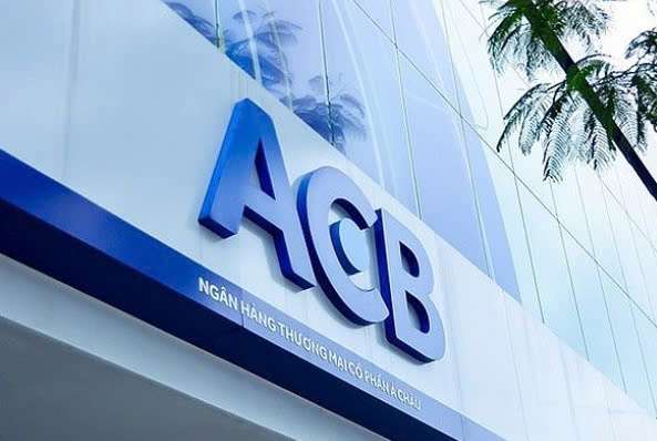 ACB bất ngờ tăng lãi suất tiết kiệm: Gửi 200 triệu kỳ hạn 6 tháng nhận lãi bao nhiêu?