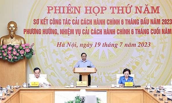 Thủ tướng Phạm Minh Chính chủ trì phiên họp thứ 5 của Ban Chỉ đạo nhằm sơ kết công tác 6 tháng đầu năm và xác định phương hướng, nhiệm vụ 6 tháng cuối năm 2023 - Ảnh: VGP/Nhật Bắc
