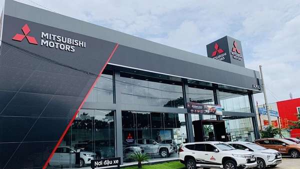 Bảng giá xe Mitsubishi tháng 8/2023: Xpander tiếp tục nhận ưu đãi lớn
