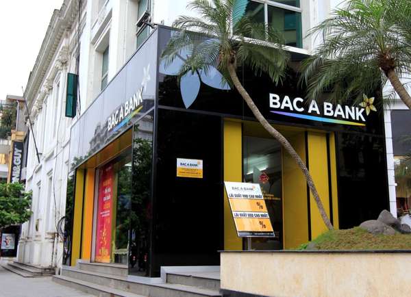Loạt lãnh đạo Bac A Bank đăng ký mua vào lượng lớn cổ phiếu BAB