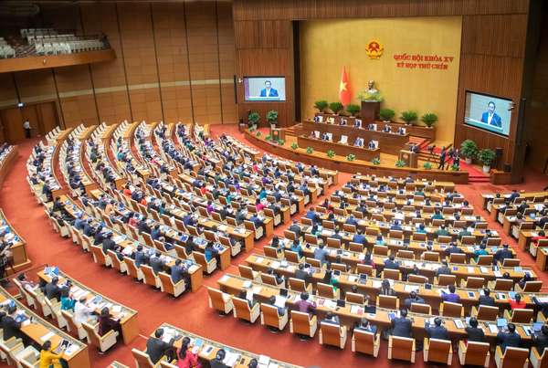 Thủ tướng: Rà soát, đề xuất tháo gỡ cho 2.200 dự án với tổng vốn 235 tỷ USD- Ảnh 3. Thủ tướng: Rà soát, đề xuất tháo gỡ cho 2.200 dự án với tổng vốn 235 tỷ USD- Ảnh 3.