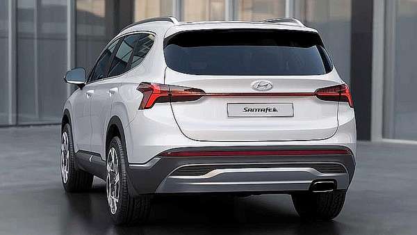 Khuyến mãi khủng đầu năm mới, giá Hyundai Santa Fe giảm kỷ lục 135 triệu đồng