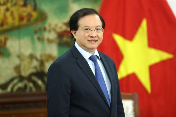 Thứ trưởng Tạ Quang Đông 