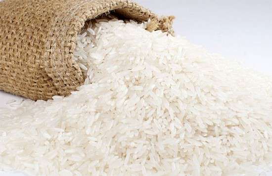Giá lúa gạo hôm nay ngày 25/4: Giá gạo giảm 200 đồng, nhiều kho nghỉ lễ sớm