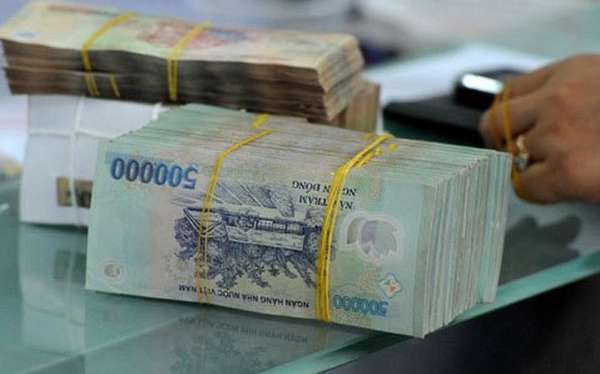 Gửi tiết kiệm 300 triệu đồng tại VietinBank kỳ hạn 6 tháng nhận bao nhiêu tiền lãi?