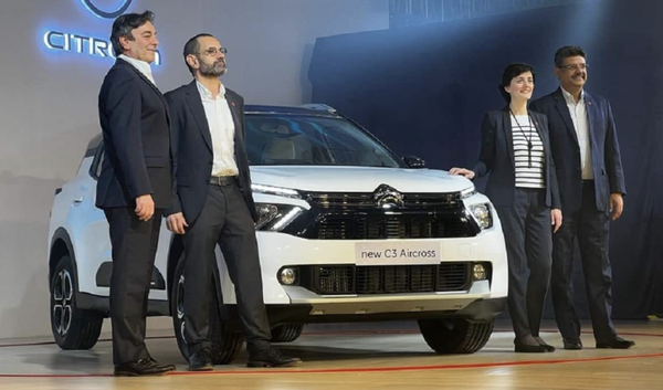SUV Citroen C3 Aircross từ thương hiệu Pháp đã chính thức ra mắt thị trường Ấn Độ