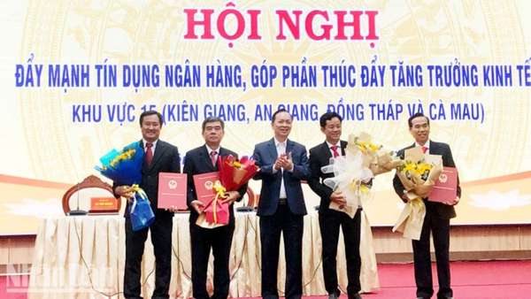 Ngân hàng nhà nước Chi nhánh Khu vực 15 được thành lập, hợp nhất từ 4 tỉnh