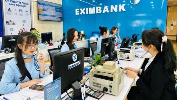 Eximbank điều chỉnh lãi suất lần thứ hai trong tháng, gửi 200 triệu đồng lãi bao nhiêu?