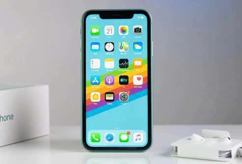 iPhone 11 đang dần hết thời: Giá bán chỉ còn 8 triệu đồng, vẫn đáng mua trong năm 2024