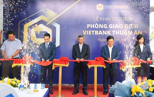 Vietbank và “cú đúp” trong ngày khai trương điểm giao dịch thứ 119 – Phòng giao dịch Vietbank Thuận An