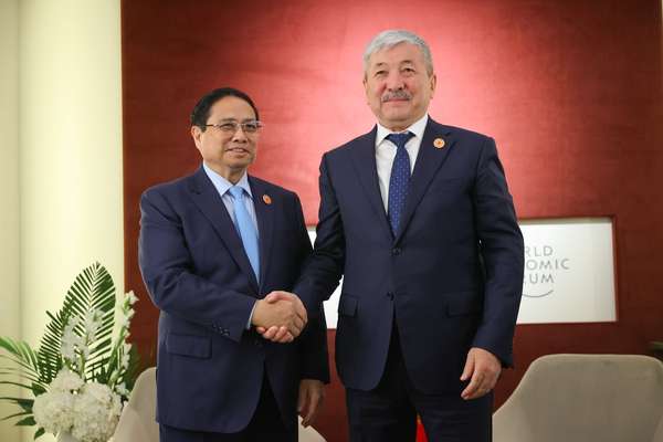 Thủ tướng đề xuất kết nối đường sắt Việt Nam - Kyrgyzstan và với các nước Trung Á- Ảnh 1. Thủ tướng đề xuất kết nối đường sắt Việt Nam - Kyrgyzstan và với các nước Trung Á- Ảnh 1.
