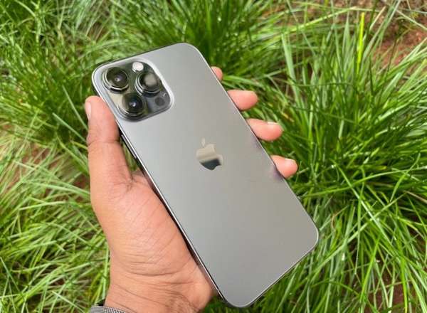 Giá iPhone 13 Pro Max “tuột đáy” giữa tháng 4: Sắm “dế mới” đẳng cấp 