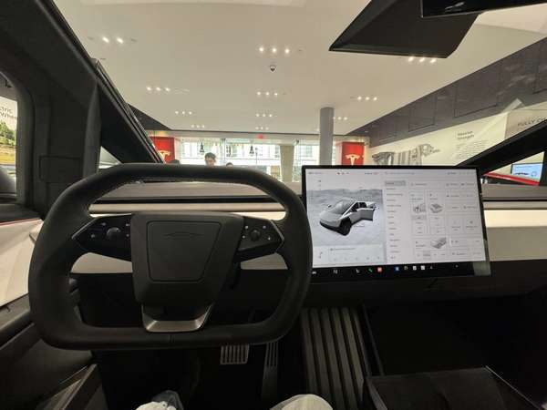 Xe bán tải điện Tesla Cybertruck sắp ra mắt Thái Lan, tương lai có thể về Việt Nam