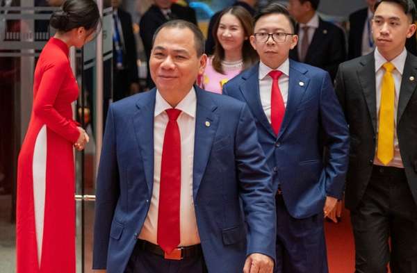 phamnhatvuong7.jpg